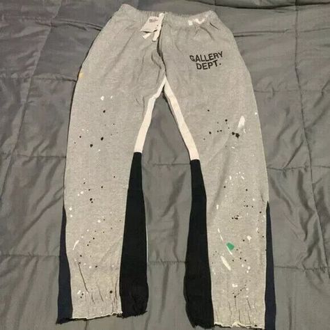 Gallery Dept Flared Sweatpants / Joggers White Painted Splatter Men’s Size Large Gallery Dept Joggers, Flared Sweatpants, Gallery Dept, Jogging, Sweatpants, Plus Fashion, Outfit Inspo, I Love, Jeans Shoes