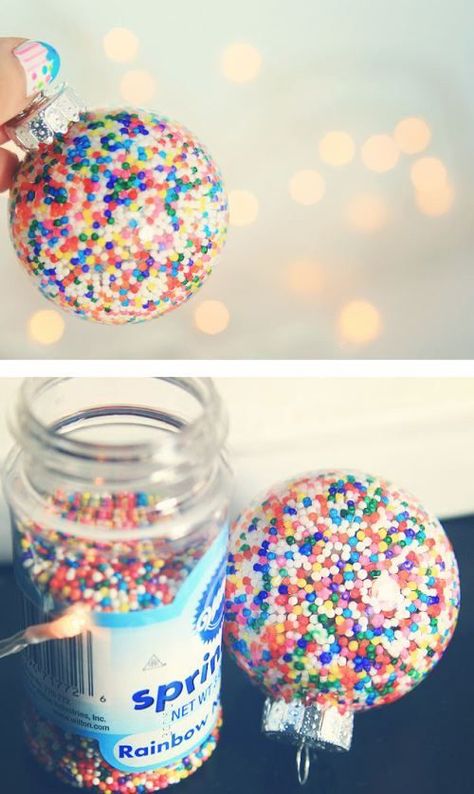 Sprinkles Ornaments, Clear Glass Ornaments, Festival Diy, Candy Christmas Decorations, Christmas Ornaments Homemade, Holiday Diy, Homemade Christmas, Xmas Crafts, Diy Holiday