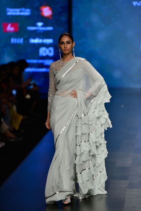 Rabani and Rakha | Amazon India Fashion Week Autumn Winter 2018 #rabaniandrakha #AIFWAW2018 #indiancouture #PM Ruffled Saree, Saree Draping Styles, India Fashion Week, Amazon India, Vogue India, Bridal Sarees, Indian Couture, Elegant Saree, Stylish Sarees