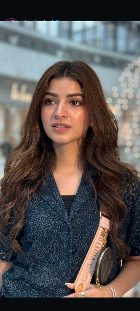 Kinza Hashmi Hd Pics, Kinza Hashmi Instagram, Kinza Hashmi Dresses, Kinza Hashmi Birthday Pics, Hania Amir Beautiful Pics, Alizeh Shah, Kinza Hashmi, Women Faces, Bridal Lehengas