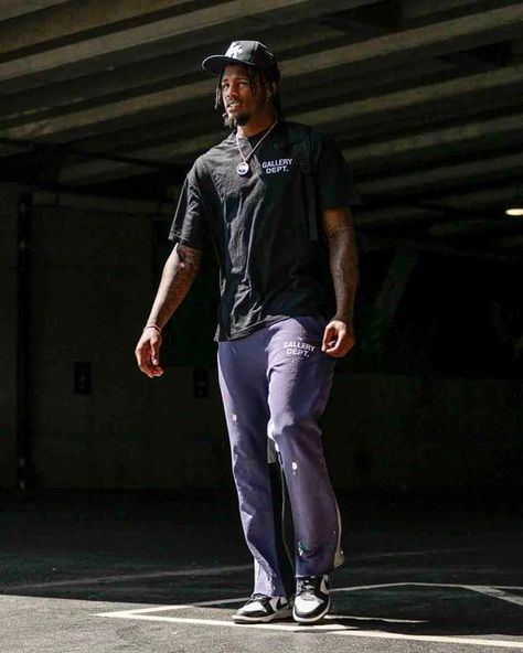 Guy Higgins, Stefon Diggs Fits, Nfl Fashion, Tyler Hoechlin Baseball, Tee Higgins, Kendall Jenner Video, Athletic Aesthetic, Bengals Football, Sweet Tee