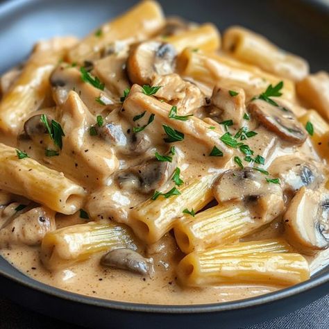 Tasty Recipes & Cooking Ideas by Thalia's Tasty | Creamy Chicken Mushroom Pasta with Rigatoni | Facebook Creamy Chicken Mushroom Pasta, Chicken Madeira, Chicken Rigatoni, Creamy Chicken Mushroom, Chicken Mushroom Pasta, Rigatoni Recipes, Italian Romance, Rigatoni Pasta, Chicken Mushroom