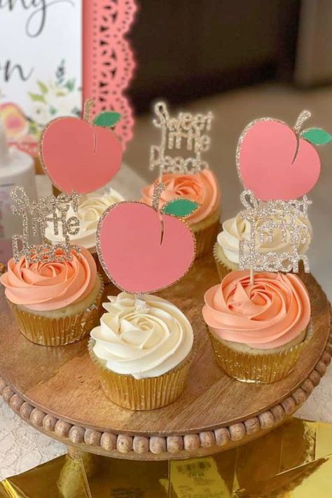 August Baby Shower, Creative Baby Shower Themes, Peach Cupcakes, Peach Cookies, Peach Baby Shower, Hazel Grace, Pregnancy Pictures, Peach Party, Baby Shower Desserts