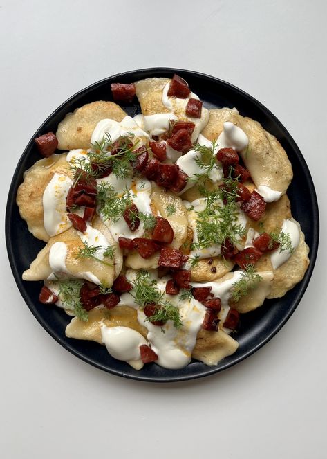 Homey Meal Ideas, Perogies Dinner Ideas, Pierogi Dinner Ideas, Polish Pierogi Recipe, Dairy Aesthetic, Cafe Meals, Slavic Food, Polish Aesthetic, Polish Pierogi