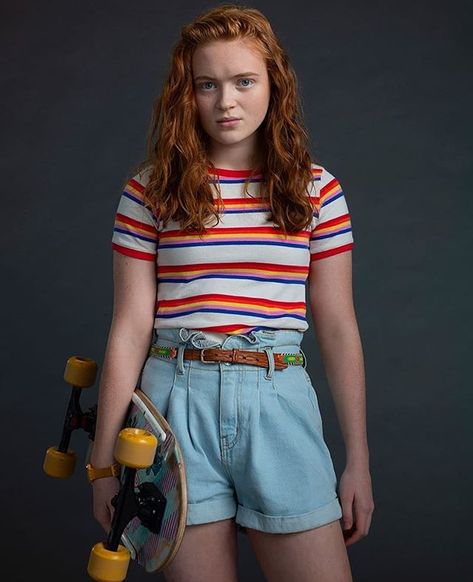 Max Mayfield Stranger Things Outfit, Stranger Things Max, Max Mayfield, Stranger Things Wallpaper, Stranger Things Netflix, Sadie Sink, Stranger Things 3, Mad Max, Bobby Brown