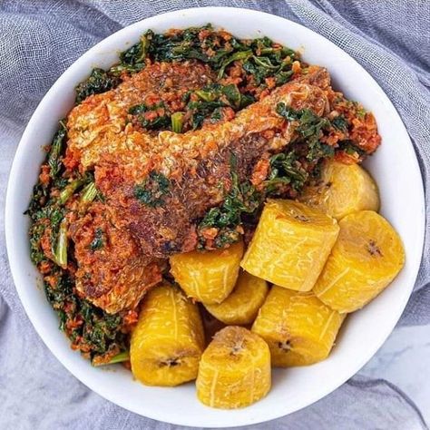 Who wants this???? This is So Yum Yum Yummy😋😋😎 💕😍 👌you need to Buzz @thekitchenmuse 🙏👌for super tasty meals . . . #foodnetwork #lagosfoodie #nigeriafoodblogger #ghanafood #naijafoodie #naijafoods #foodlovers #nigerianfood #lostinlagos #foodieinlagos #africanfoods #thisisnigeria #africanfoodyummy #homecookedmeal #chopfood #nativechow #foodblog9ja #naijreview #welovenig #foodspecials #nigeriacusine #smallchops #cnnfoods #naijalifemagazine Nigeria Food, African Recipes Nigerian Food, Wellness Motivation, Plantain Recipes, Healty Dinner, Culinary Cooking, West African Food, Africa Food, African Cooking