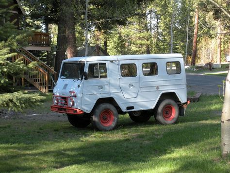 1967 Volvo Laplander Volvo Offroad, Volvo Laplander, Extreme Off Road Vehicles, Small Motorhomes, Auto Garage, Car Jeep, Overland Vehicles, Utility Vehicles, Truck Camper