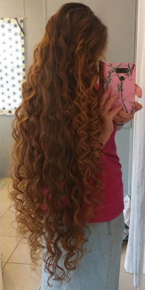 Long Red Curly Hair, Long Curly Red Hair, Extremely Long Hair, Rapunzel Hair, Really Long Hair, Beautiful Curly Hair, Super Long Hair, Hair Dye Colors, Curly Hair Tips