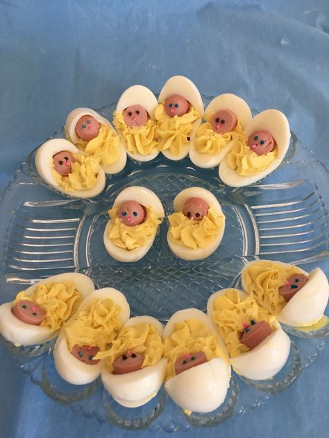 Baby Shower Appetizers, Shower Appetizers, Vienna Sausage, Baby Shower Fruit, Baby Shower Snacks, Planning A Baby Shower, Fest Mad, Baby Shower Treats, Easy Food Art