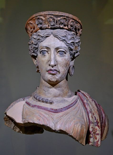 Juno (Uni), terracotta, 380b.C., National Etruscan Museum, Villa Giulia, Rome. Royal Diadem, Ancient Italy, Etruscan Art, Statue Tattoo, Roman Statue, Antique Sculpture, Ancient Statues, Ancient Sculpture, Roman History