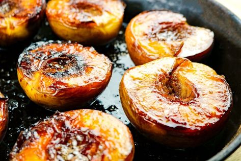 Rosemary-Roasted Peaches with Salted Caramel Sauce Recipe Oven Roasted Peaches, Savory Peach Dishes, Pan Seared Peaches, Honey Roasted Peaches, Sautéed Peaches, Rosemary Dessert, Poached Peaches, Roasted Peaches, Salted Caramel Sauce Recipe