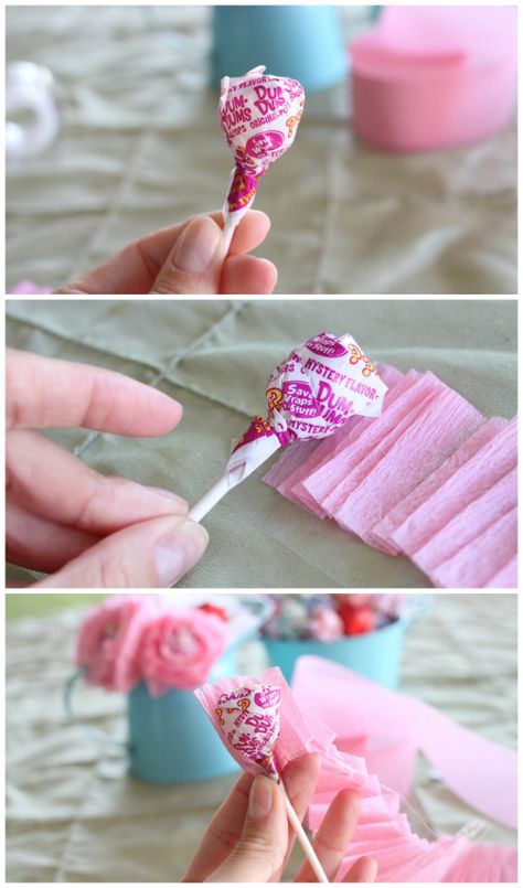 DIY Lollipop Flowers step 3 Lollipop Bouquet Diy, Bouquet Lollipop, Sucker Bouquet, How To Make Lollipops, Diy Lollipop, Lollipop Flowers, Paper Lollipop, Lollipop Centerpiece, Lollipops Diy