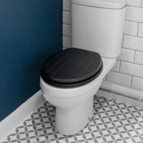 Black Toilet Seat, Wooden Toilet Seat, Wooden Toilet Seats, Wooden Toilet, Wc Bathroom, Glass Dessert Bowls, Black Toilet, Downstairs Toilet, Toilet Seats