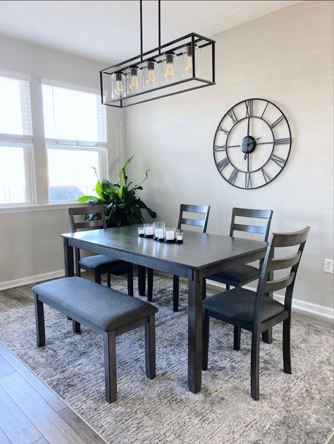 Dinning Area Idea, Small Gray Dining Room Ideas, Gray And Black Dining Room Ideas, Grey Dining Room Table Decor Ideas, Small Dining Room Design Modern, Grey Dining Table Decor Ideas, Dining Room Decor Apartment Small Spaces, Dining Room Table Decor Everyday Modern, Dinner Room Ideas Modern