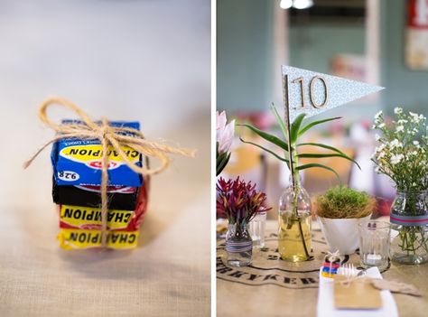 Rustic Retro South African Chic Wedding by Wesley Vorster South African Heritage Day Decor Ideas, Boere Troue Idees, South African Decor Ideas, South African Party Theme, South African Table Decor, South African Party, South African Christmas Decorations, South African Themed Party Decor, African Table Decor