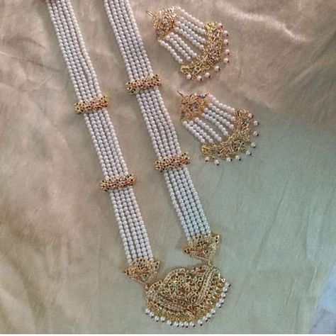 Hyderabadi Jewelry, Bridal Jewelry Sets Brides, Wedding Jewelry Sets Bridal Jewellery, Gold Jewels Design, Rani Haar, Pendant Sets, Gold Jewelry Simple Necklace, Diamond Pendant Sets, Bangles Design