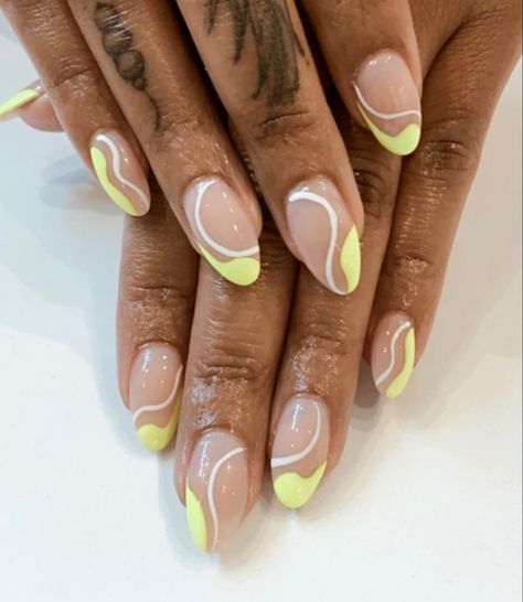 Spring Nails Swirl Design, Nail Design Squiggle, Red Yellow And White Nails, Swiggly Lines Nail, Yellow Nails Acrylic Design, Wave Nails Design Simple, Yellow Almond Nails Summer, Summer Nails With Lines, Yellow Tip Almond Nails