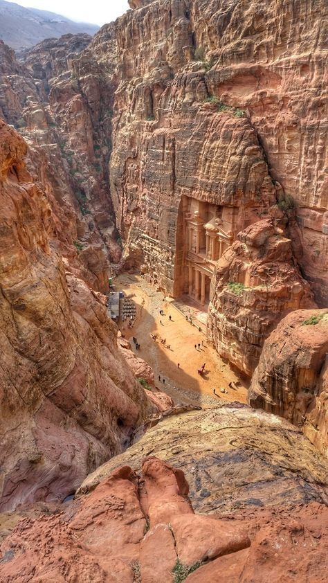 Petra Jordan Travel, City Of Petra, Jordan Travel, Petra Jordan, Ancient Architecture, Ancient Ruins, Beautiful Places To Travel, Ancient Cities, Beautiful Places To Visit