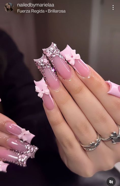 Quince Nail Inspo Pink, Pink French Tip Bling Nails, Long Acrylic Nails Designs Ideas Baddie, Birthday Nails Extra, Pink Bling Acrylic Nails, Pink Diamond Nails, Hood Nails, Baddie Bling Nails, Pink Nails Long