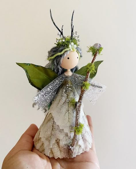 How To Make Fairies Dolls, How To Make Fairy Dolls, Fairy Crafts Diy, Fairy Dolls Diy How To Make, Fairy Crafts For Kids, Diy Fairy Doll, Fairy Dolls Handmade, Diy Fairies, Fairy Diy Crafts