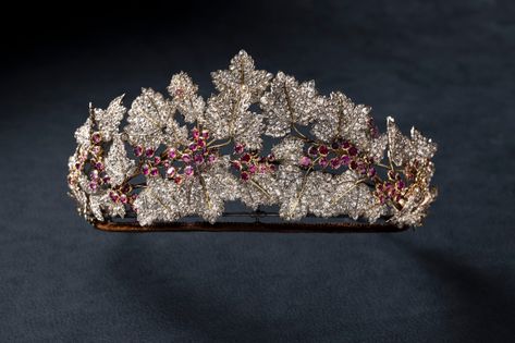 History of Famous Jewels and Collections: HQ pictures of the Danish ruby parure Ascendance Series, Queen Of Sweden, Prince Frederik Of Denmark, Princess Louise, Princess Of Denmark, Crown Princess Mary Of Denmark, Royal Tiaras, Cinderella Story, Princess Mary Of Denmark