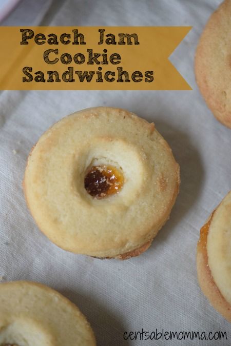 Create these fun Peach Jam Cookie Sandwiches for the holidays.  They're perfect for a holiday party or a cookie exchange, and you can substitute nectarine or apricot jam in the recipe if you prefer. Christmas Sweets Recipes, Cookie Corner, Cookie Sandwich Recipes, Peach Recipes, Cookie Sandwiches, Jam Cookies, Sandwich Ingredients, Peach Jam, Delicious Magazine