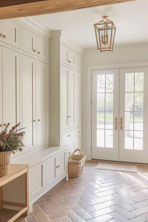 60+ Beautiful Home Entryway Decor Ideas Mudroom Remodel, Entryway Decor Ideas, Home Entryway, Mudroom Entryway, Mudroom Design, Home Entrance Decor, Well Decor, House Entrance, Beautiful Home