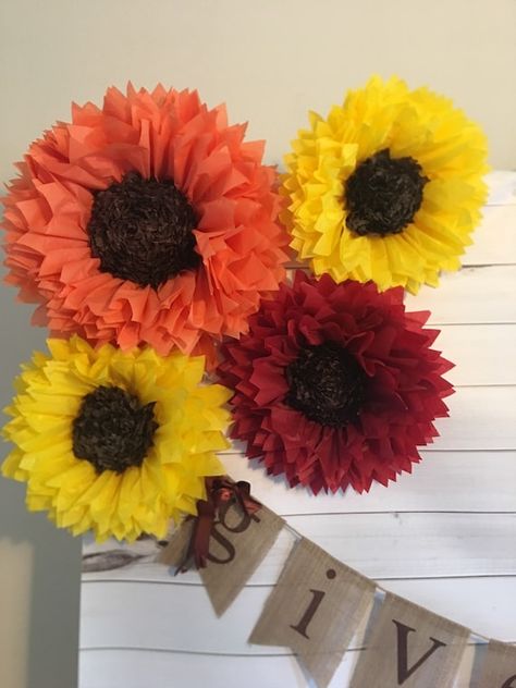 Tissue Paper Sunflowers, Sunflower Backdrop, Sunflower Birthday Parties, Sunflower Birthday, Sunflower Party, Sunflower Baby Showers, Paper Sunflowers, Diy Baby Shower Decorations, Red Sunflowers