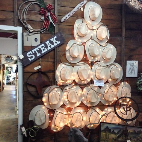 Old West Christmas, Nfr Cowboy Christmas Booth, Western Chic Christmas Tree, Cowboy Christmas Parade Float, Cowboy Tree Christmas, Western Winter Decor, Christmas Ranch Decor, Cowboy Christmas Table Decorations, Cowboy Themed Christmas Party