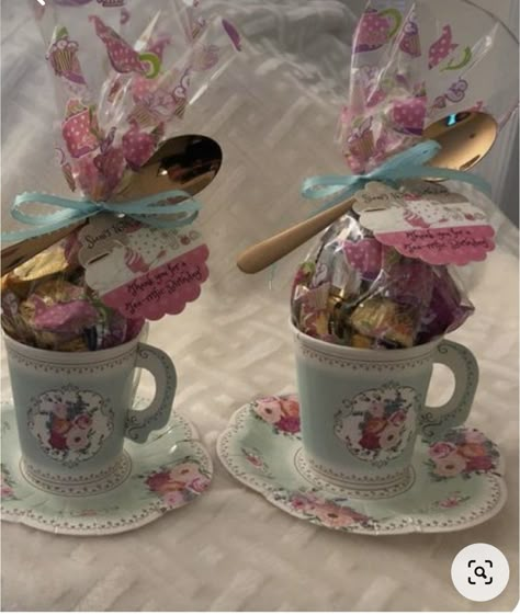 High Tea Gift Ideas, Teacup Party Favors, Tea Cup Gift Ideas Filled, Tea Party Table Setup, Tea Party Goodie Bags, Tea Party Favors Kids, Tea Party Gift Ideas, Tea Party Gift Bags, Tea Cup Gift Ideas