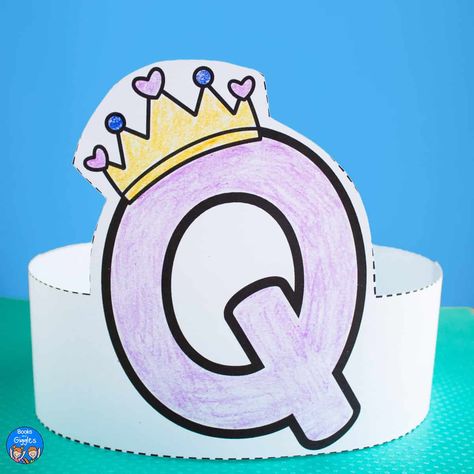 The letters K and Q each deserve a crown! Grab these two free printable alphabet hats for a fun and memorable early literacy lesson. Letter Headbands Preschool, Letter Hats Free Printable, Crown Printable Templates, Name Crown Craft, Letter Crowns Preschool, Alphabet Hats Free Printable, Name Crowns Preschool, Alphabet Hats Preschool, Letter Q Craft