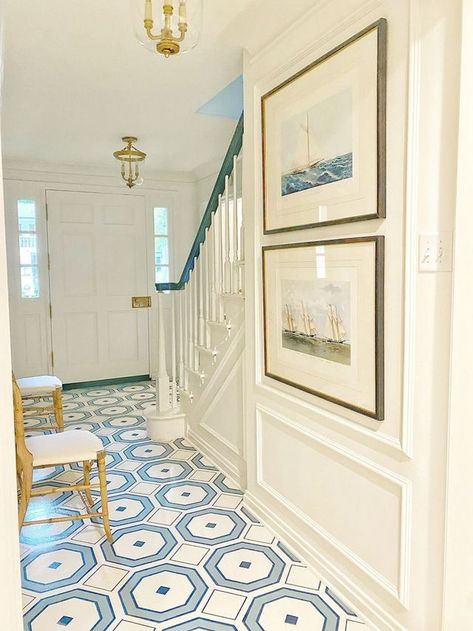 Eye Candy: Pinterest Favorites This Week Classic Foyer, Amy Studebaker, English Room, Painted Floor, Entry Hallway, Painted Floors, House Inspo, Dream Home Design, Decoration Design