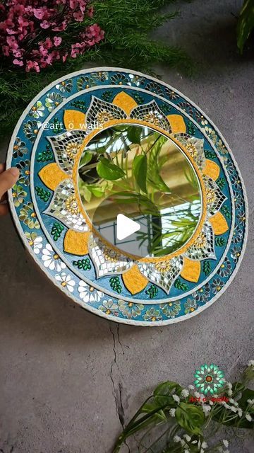 Clay Mirror Art, How To Draw Patterns, Clay Mirror, Dhokra Art, Art Live, Lippan Art, Mirror Crafts, Art Clay, Diy Crafts For Home Decor