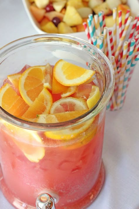 Best Party Punch, Sliced Oranges, Frozen Lemonade, Lemon Lime Soda, Party Punch, Best Party, Jello Shots, Punch Recipes, Party Desserts