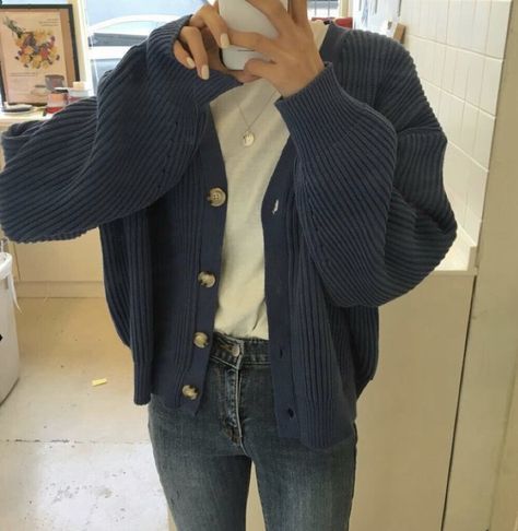 Nice Outfits For School, Fest Outfits, Looks Pinterest, Cardigan Outfit, Cardigan Outfits, Women Sweater, Outfit Aesthetic, Mode Inspo, Mode Vintage