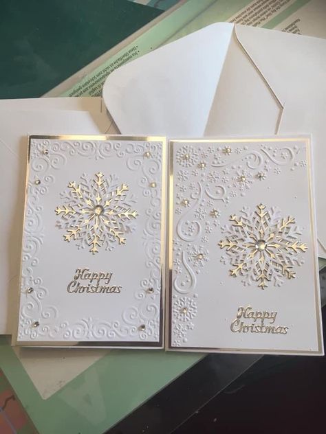 Foiled Christmas Cards, Cards With Snowflakes, Embossed Christmas Cards, Create Christmas Cards, Stamped Christmas Cards, Simple Christmas Cards, White Cards, Snowflake Cards, Christmas Card Inspiration