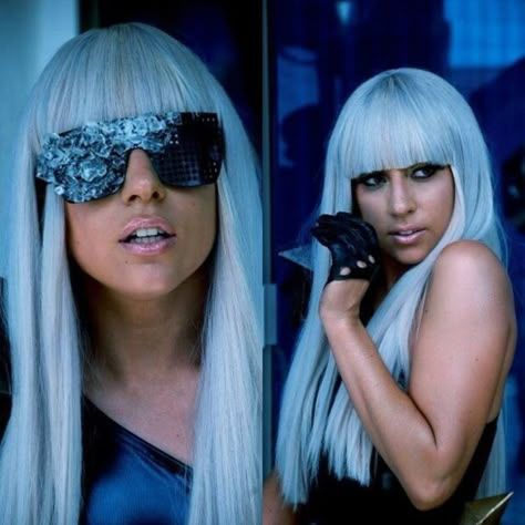 Lady Gaga 00s, Lady Gaga Poker Face Outfits, Lady Gaga Poker Face Costume, Iconic Lady Gaga Outfits, The Fame Lady Gaga, Lady Gaga Iconic Looks, Poker Face Lady Gaga, Lady Gaga Poker Face, Lady Gaga Sunglasses