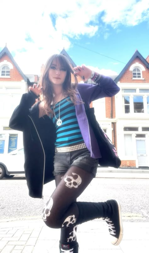 #emo #scene #fashion #style #alternative #alternativegirl Emo Outfits With Leggings, 2010 Alternative Fashion, 2008 Emo Fashion, 2005 Alternative Fashion, Emo Indie Outfits, Subtle Scene Outfits, Scene Outfits Winter, Winter Scene Outfits, Simple Scene Outfits