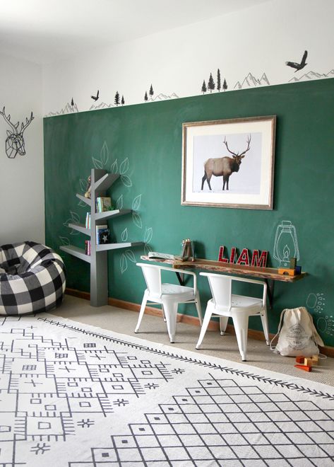 The chalkboard idea is so fun too. http://petitandsmall.com/green-decor-ideas-boys-room/#kidsroom Green Boys Room, Seat Wall, Live Edge Desk, Casa Hobbit, Chalk Wall, Children Room Boy, Book Tree, Boy’s Room, Playroom Storage