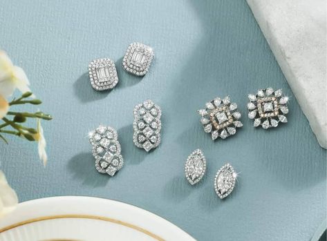 Saved by radhareddy garisa Diamond Tops Studs, Wedding Decorations Elegant, Necklace Cartier, Diamond Earrings Indian, Beautiful Diamond Necklace, Earrings Diamonds, Real Diamond Earrings, Diamond Tops, Fine Gold Necklace