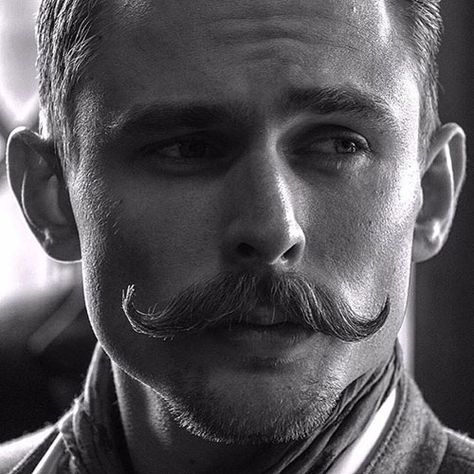 The Vintage Handlebar Moustache Style For Men In 2019 Handlebar Mustache Style, Curly Mustache, Mustache And Goatee, Moustache Style, Cool Mustaches, Growing A Mustache, Beard And Mustache Styles, Moustaches Men, Handlebar Mustache