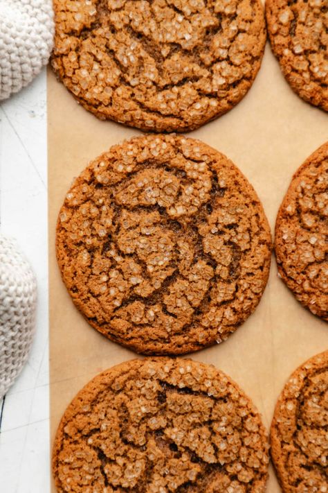 Chewy Ginger Molasses Cookie Recipe Ginger Molasses Cookies Chewy, Spicy Ginger Cookies, Molasses Cookie Recipe, Chewy Ginger Molasses Cookies, Molasses Cookie, Gingerbread Cookie Recipe, Chewy Ginger Cookies, Chewy Molasses Cookies, Molasses Cookies Recipe