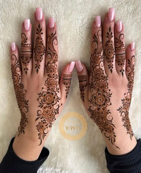 40  Eid Henna Mehndi Designs - Boss Babe Chronicles Pretty Mendhi Designs, Henna Designs Half Hand, Henna Designs Wedding Guest, Henna Two Hands, Arabic Mendhi Designs Front Hand, Mendhi Designs Elegant, Pakistani Henna Designs Eid, Henna For Wedding Guests, Henna Designs Two Hands