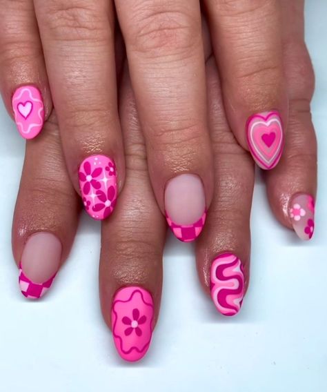 Back To School Nail Ideas Almond, Pink Pony Club Nails, Pink Disco Nails, Nail Art Hippie, Short Nails Trendy, Groovy Nail Art, Hippie Nail Art, Retro Nail Art, Nail Designs Trending Now