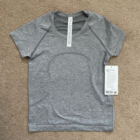 Lululemon Long Sleeve Shirts, Lululemon Sweatshirt, Lulu Outfits, Grey Slate, Lululemon Shirt, Swiftly Tech Short Sleeve, Lululemon Outfits, Tech Shirt, Swiftly Tech