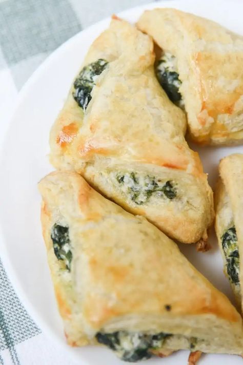 Easy Spinach Puffs Recipe - Kronk Inspired Spinach Puffs Recipe Easy, Kronks Spinach Puff, Spinach Artichoke Puff Pastry Bites, Kronk's Spinach Puffs Recipe, Spinach Puffs Recipe, Spinach Puff Pastry, Spinach Puff, Cream Cheese Spinach, Cream Cheese Puff Pastry