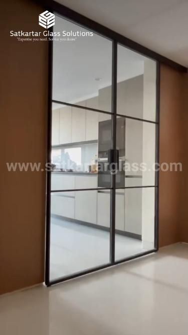 Profile Shutter, Kitchen Partition, Black Profile, Glass Partition, Sea Glass Crafts, Glass House, Sliding Door, Shutters, Glass Wall