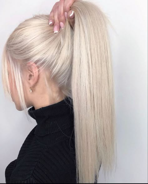 Blonde Blonde Hair, Blonde Hair Color Ideas, Hair Color Ideas For Brunettes, Hoco Hair Ideas, Hoco Hair, Hair Color Ideas, Brunettes, Blonde Hair Color, Hair Ideas