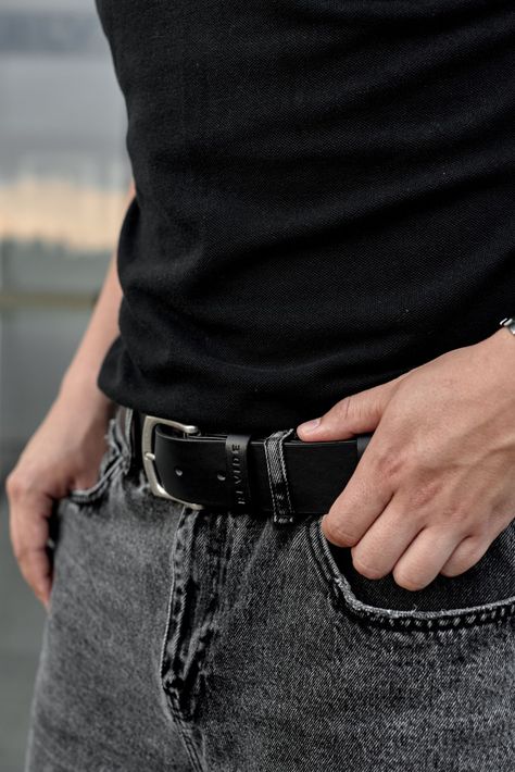 Men Belt Outfit, Black Belt Outfit, Belt Buckles Men's, Marley Quotes, Bob Marley Quotes, Male Hands, Belt Leather, Relaxed Jeans, Dark Color