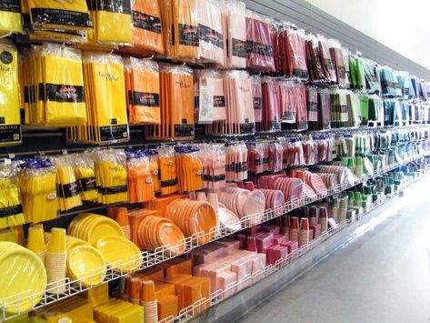 Cookware Display, Supermarket Design Interior, Party Planning Business, Grocery Store Design, Supermarket Design, Party Supply Store, Fall Fashion Trends Women, Craft Room Design, Business Colors